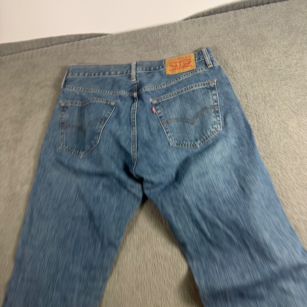 Levis 559 Relaxed Straight Jeans Mens 33x34 Medium Wash Blue Denim Pants